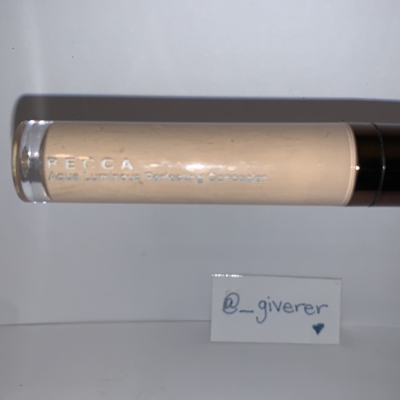 Becca Porcelain Aqua Luminous Perfecting Concealer - Picture 3 of 10